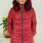 Zimowa kurtka damska z kapturem czerwona