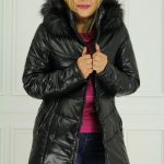Prywatne: Zimowa kurtka damska z kapturem czarna