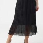 Długa-spódnica-plisowana-plus-size-czarna (3)