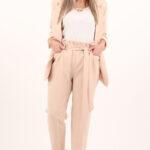 komplet-damski-garnitur-marynarka-spodnie-bezowy (6)