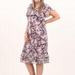 Letnia zwiewna koktajlowa sukienka duże rozmiary w różowe kwiaty