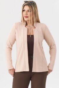Narzutka gładka z kołnierzem beżowa
