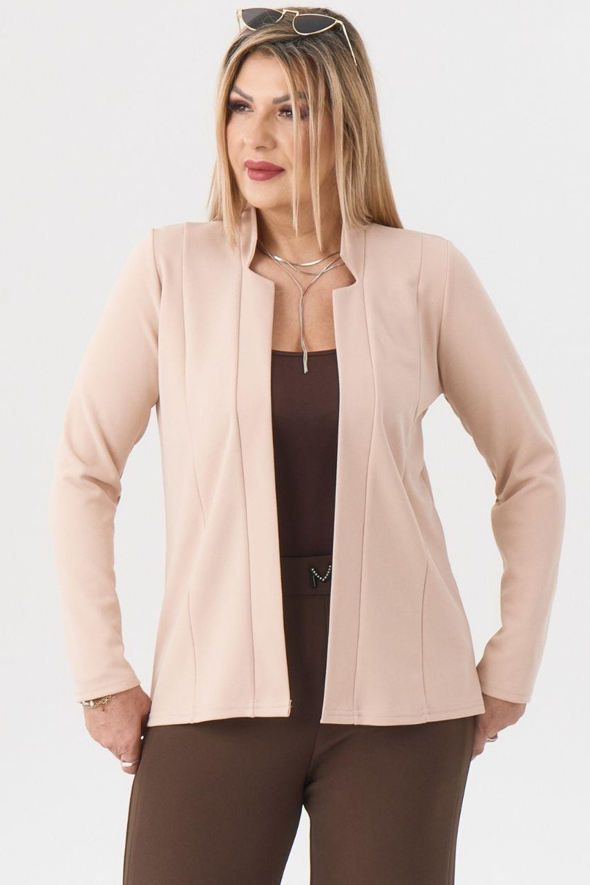 Narzutka gładka z kołnierzem beżowa