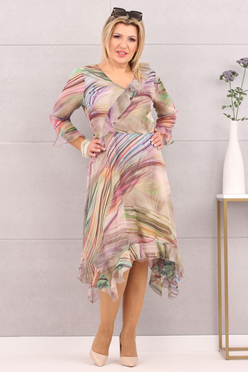 Zwiewna lekka sukienka wizytowa z falbankami beżowa