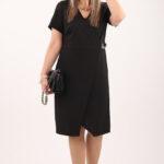 czarna-wizytowa-sukienka-plus-size-z-ozdobnym-lancuszkiem (7)