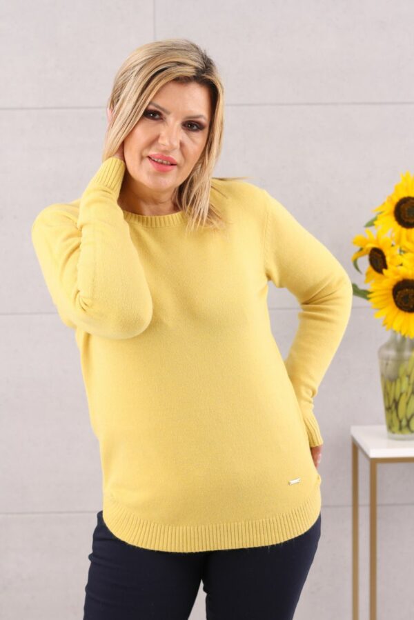 Klasyczny sweter z okrągłym dekoltem żółty