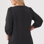 czarna-bluzka-gładka-z-guzikami-z-rękawem-34 (4)