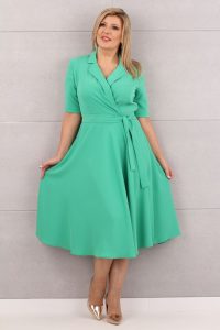 Kopertowa sukienka z kołnierzem zielona