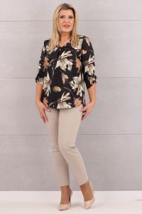 Bluzka z zakładanym dekoltem czarno-brązowa w kwiaty