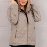 Luźna kurtka damska z kapturem beżowa