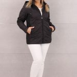Lekka kurtka przejściowa z marszczeniem czarna