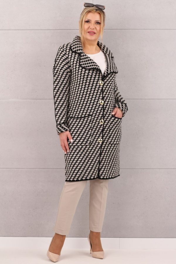 Płaszcz damski w pepitkę