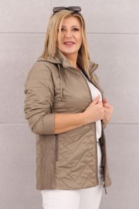 Lekka kurtka przejściowa z marszczeniem beżowa