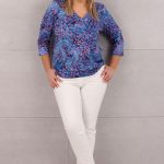 Bluzka damska z dekoltem serek chabrowa