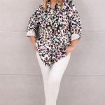 luzna-koszula-z-kolorowym-wzorem (5)