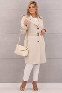 Elegancki płaszcz damski jednorzędowy beżowy