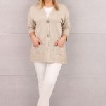 Beżowy kardigan lniany zapinany na guziki