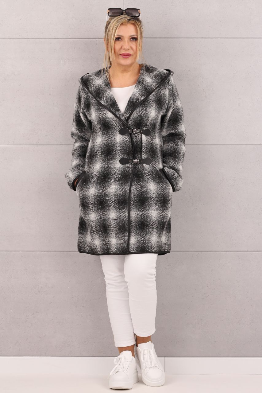 Przejściowy płaszcz damski w kratkę