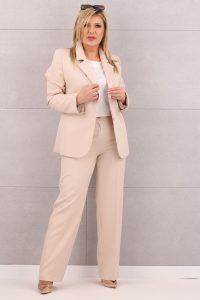 Luźny elegancki garnitur damski beżowy
