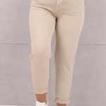bezowe-jeansy-damskie-z-paskiem (3)