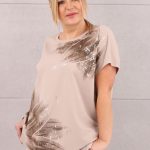 Beżowa bluzka oversize w brązowe wzory