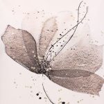 biala-bluzka-z-nadrukiem (1)