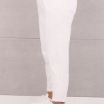 biale-jeansy-damskie-z-paskiem (1)