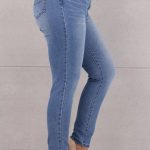 klasyczne-jeansy-damskie (3)