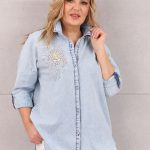 Koszula damska oversize ze zdobieniem jasny jeans