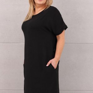 luzna-sukienka-wiazana-w-talii-czarna (5)