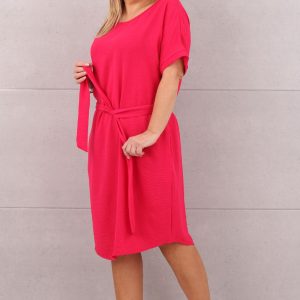 luzna-sukienka-wiazana-w-talii-czerwona (2)