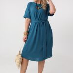 luzna-sukienka-wiazana-w-talii-morska (4)