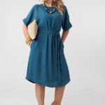 luzna-sukienka-wiazana-w-talii-morska (5)