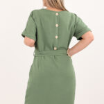 luzna-sukienka-wiazana-w-talii-zielona (10)