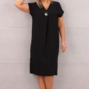 prosta-sukienka-z-broszka-czarna (2)