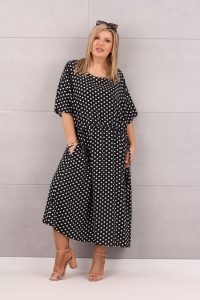 Sukienka ściągana w pasie czarna w groszki