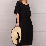 Sukienka ściągana w pasie czarna