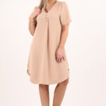 sukienka-z-guzikami-z-przodu-bezowa (1)