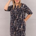 tunika-damska-z-kieszeniami-granatowa-w-bezowe-wzory (2)