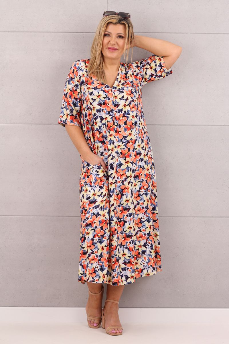 Zwiewna sukienka oversize w kwiaty wielokolorowa