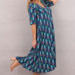 zwiewna-sukienka oversize-we-wzory (3)