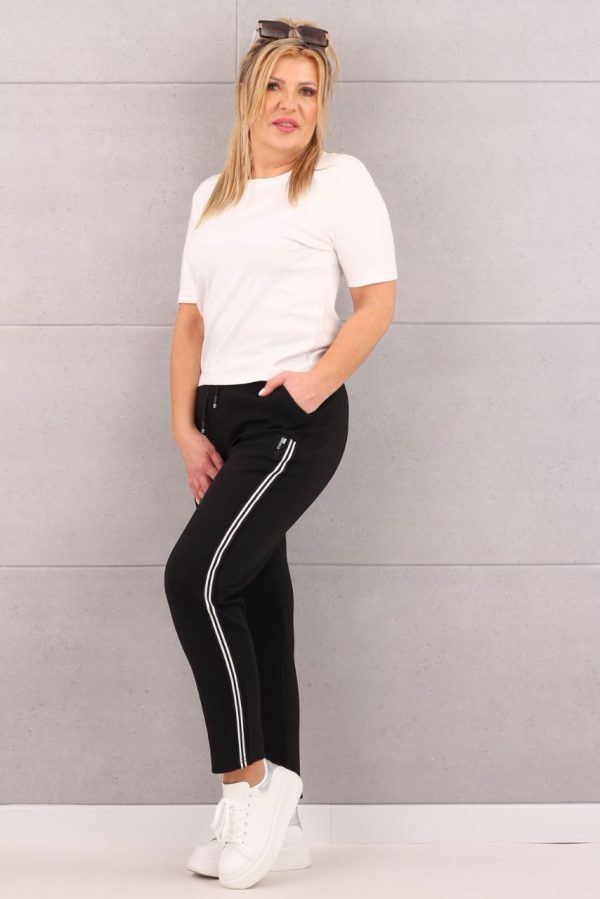Spodnie dresowe czarne z białym lampasem