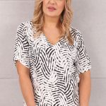 elegancka-bluzka damska-z-krotkim-rekawem-bialo-czarna (5)