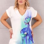 Elegancka bluzka z krótkim rękawem w maki