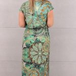letnia-dluga-sukienka-we-wzory-rozety (4)