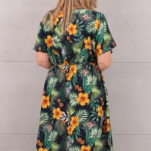 letnia-granatowa-sukienka-w-hawajskie-kwiaty (4)