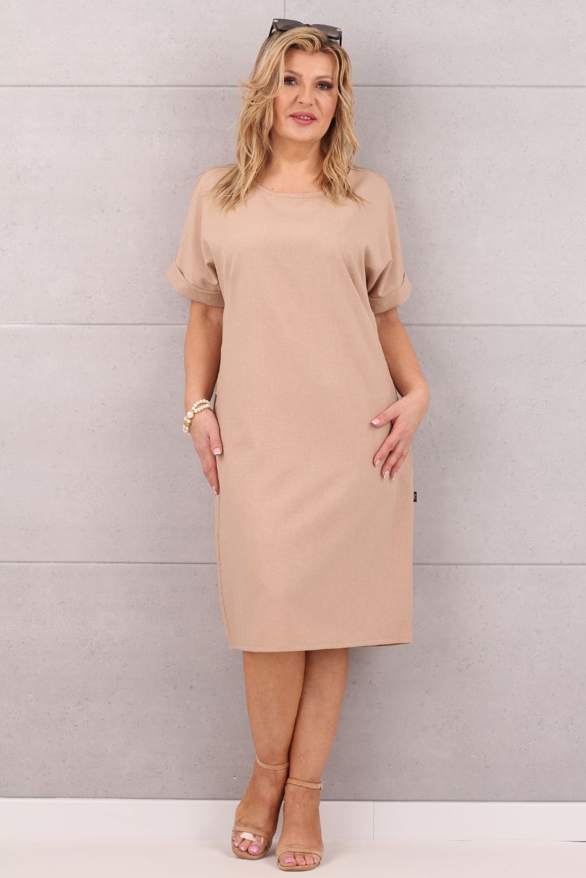 Letnia sukienka z kieszeniami beżowa