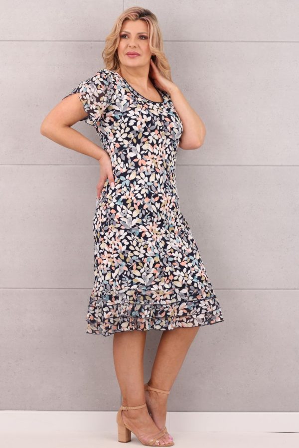 Letnia zwiewna koktajlowa sukienka w liście