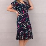 sukienka-z-plisa-na-dole-w-rozowym-wzorze (3)