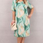 Zielono-beżowa szyfonowa sukienka we wzory